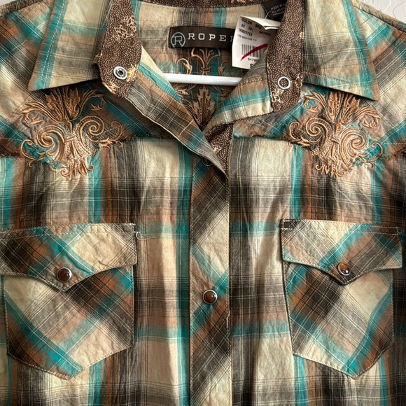 Women’s Roper Pearl Snap - Picture 2 of 8